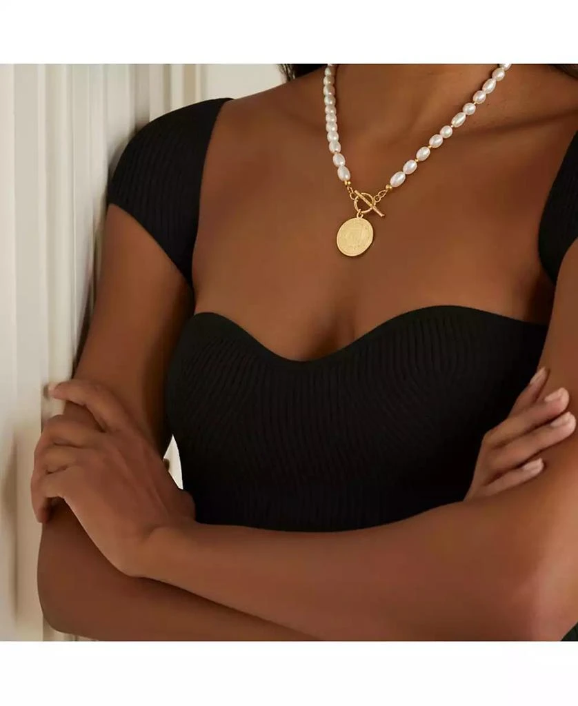 Joey Baby Pearl Necklace with Gold Coin Pendant
Toggle Clasp 5