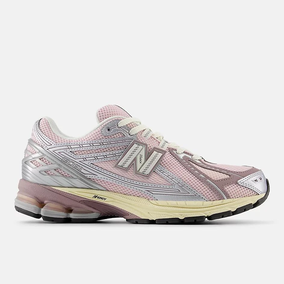 Extra 30% OFF coupon code from store New Balance Outlet