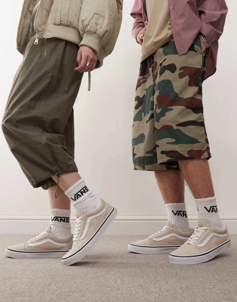 Vans Vans Old Skool trainers in beige 1