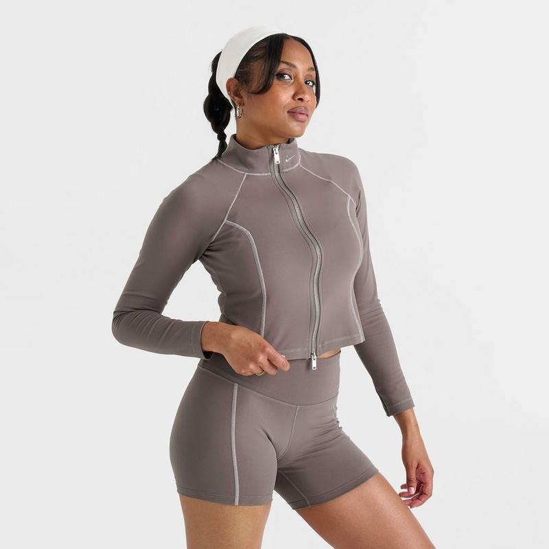 womens nike gym jacket