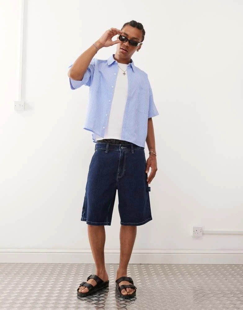 Reclaimed Vintage Reclaimed Vintage short sleeve boxy shirt in blue pinstripe 3