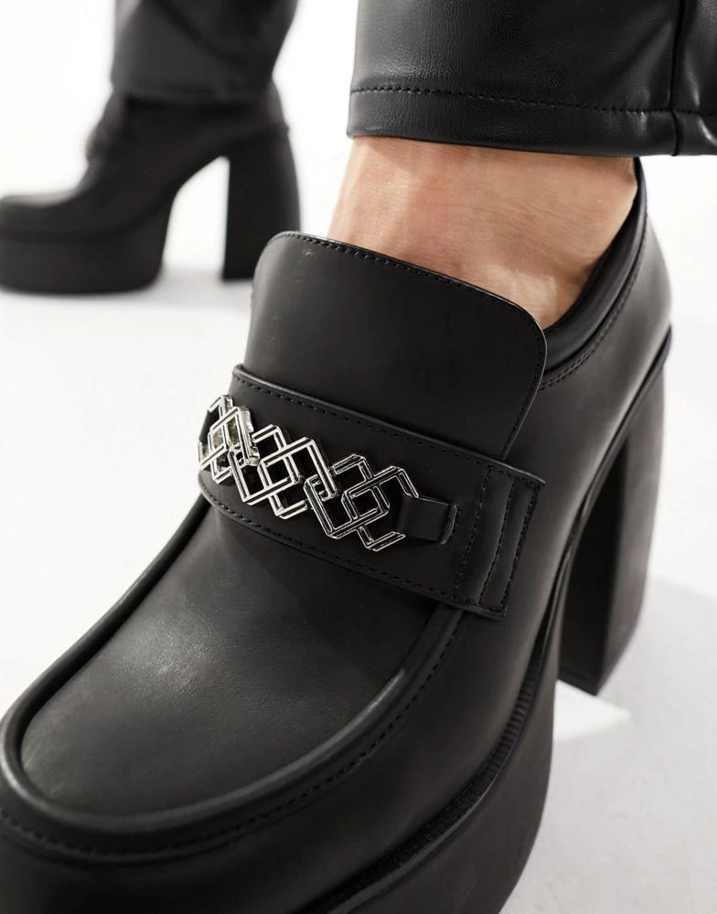 ASOS ASOS DESIGN chunky heeled loafer in black 2