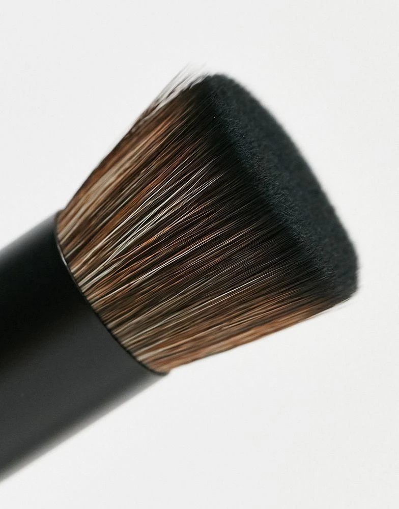 MORPHE Morphe V100 Flat Top Primer and Foundation Brush 2