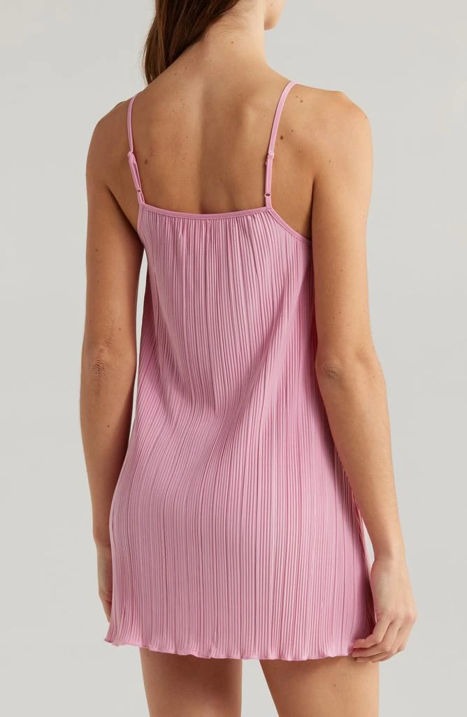 Abound Plissé Chemise 2