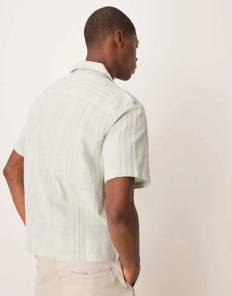 Abercrombie & Fitch Abercrombie & Fitch textured linen collar detail short sleeve shirt in green 4