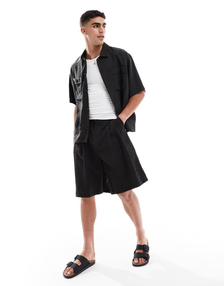 Pull&Bear Pull&Bear dart detail seersucker short co-ord in black