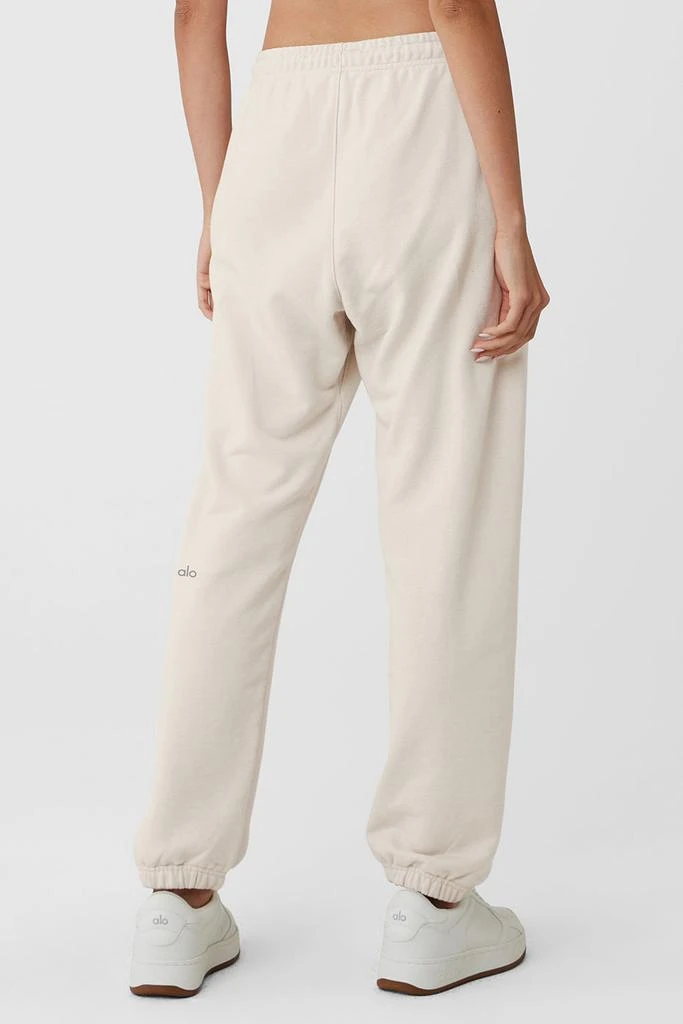 Alo Yoga Chill Sweatpant - Bone 2