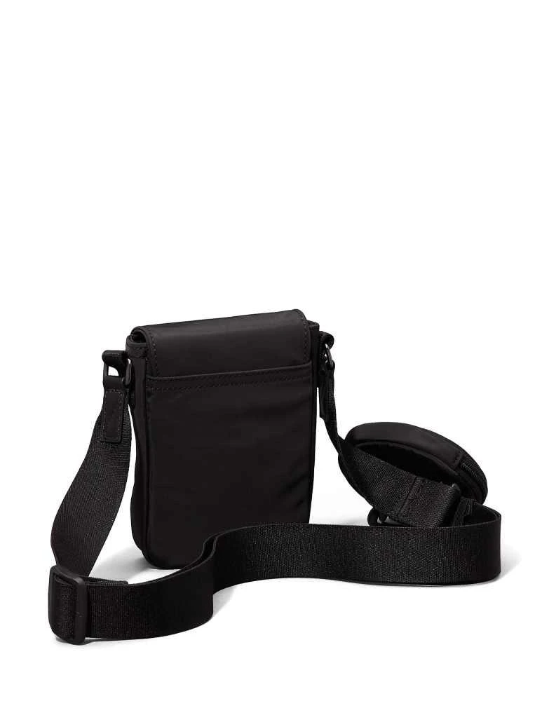 Calvin Klein Calvin Klein speed clip handbag in Black 3