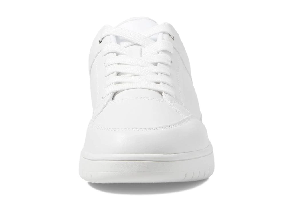 Calvin Klein Hallen 6