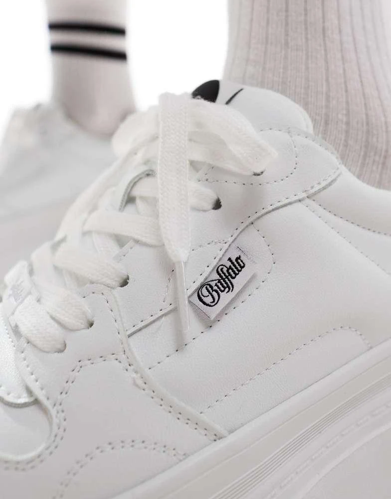 Buffalo Buffalo Besu chunky trainer in white 4