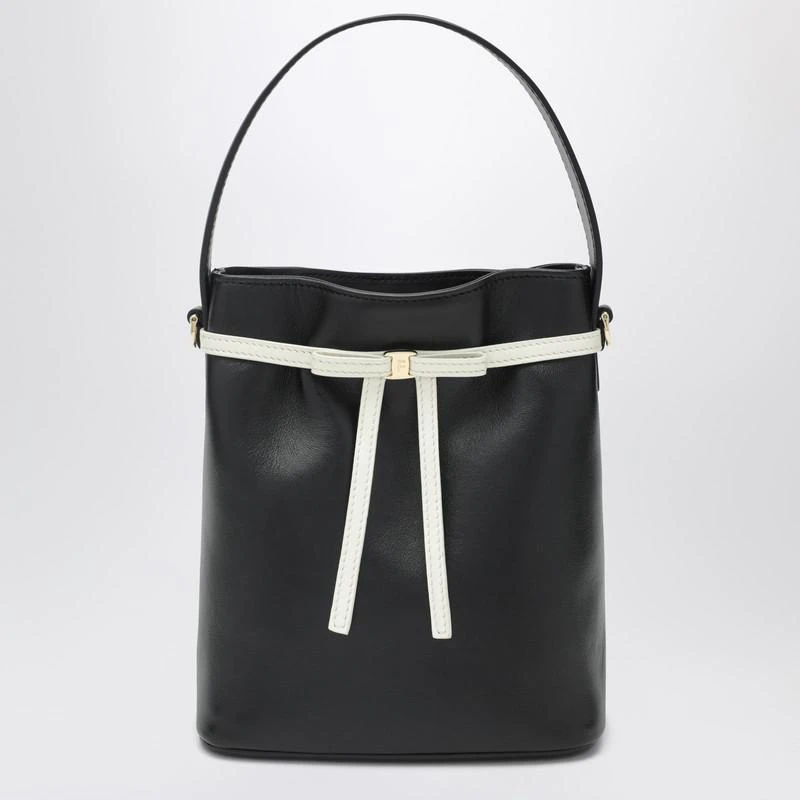 Salvatore Ferragamo Bucket bag black/mascarpone with bow 1
