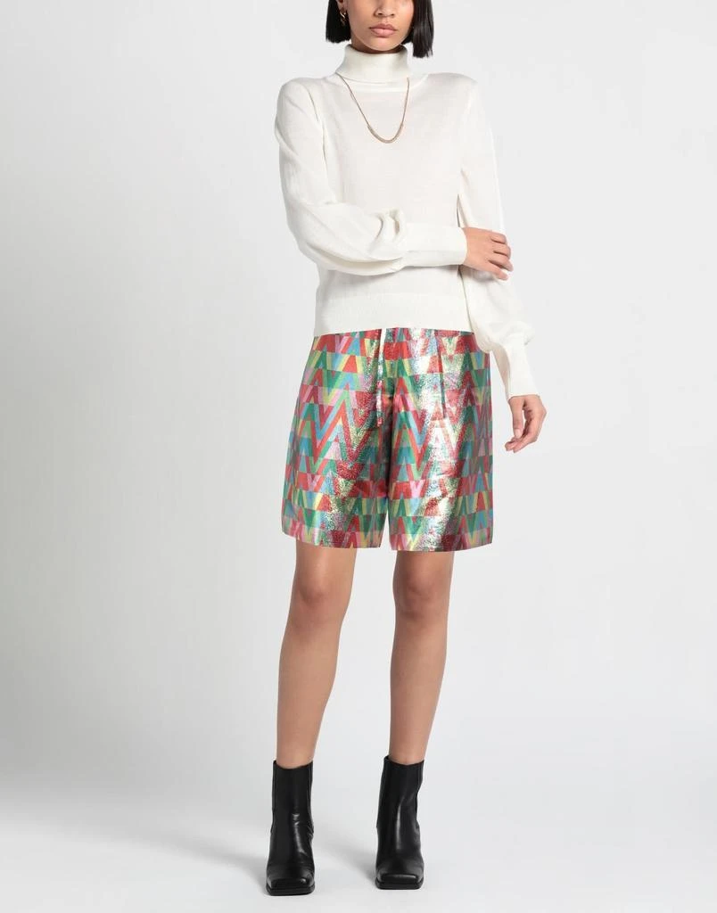 Valentino Shorts 
Bermuda 2