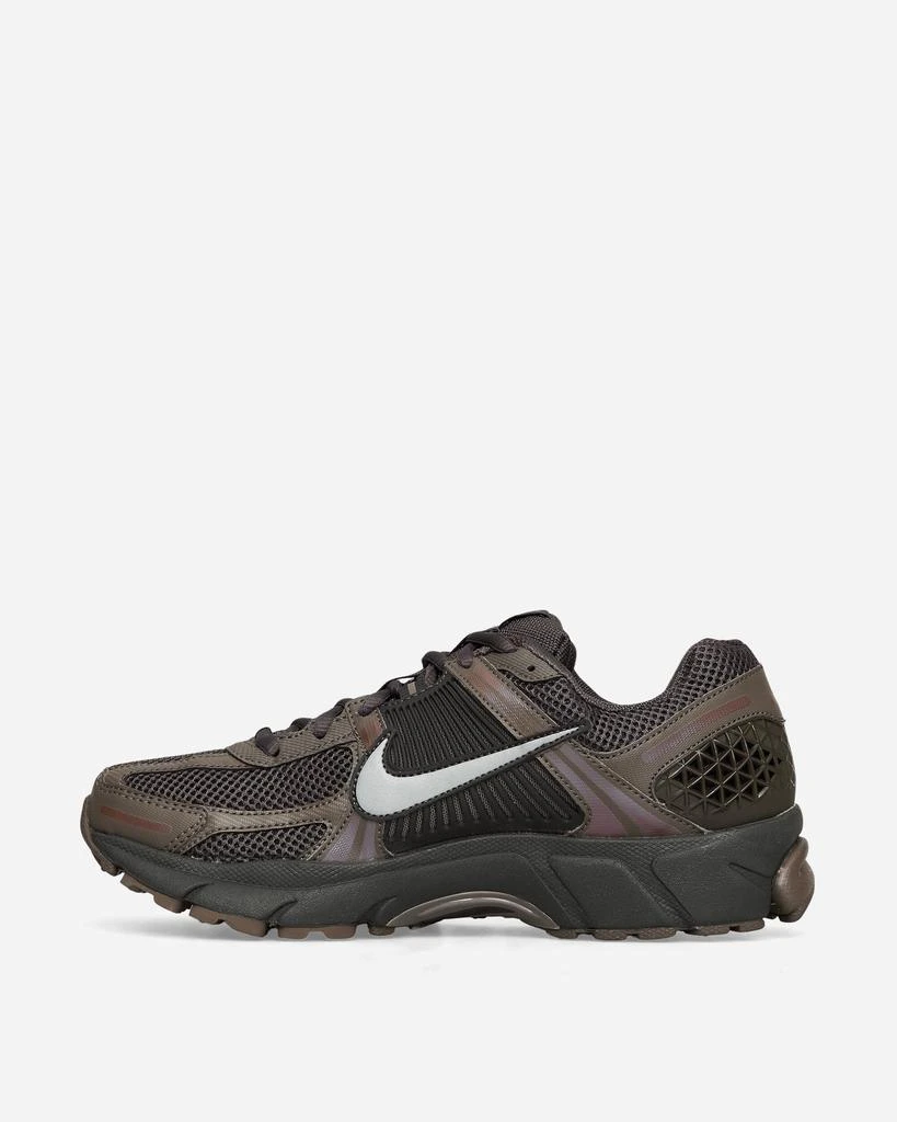 NIKE Zoom Vomero 5 Sneakers Cave Stone 3