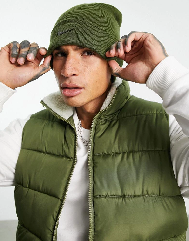 NIKE Nike Metallic Swoosh beanie in khaki 3