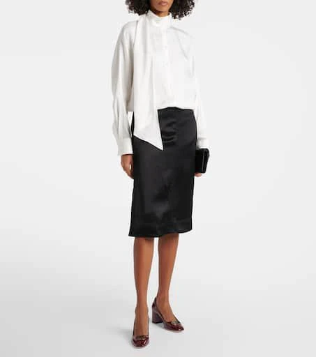 Salvatore Ferragamo Vella 60 patent leather pumps 3