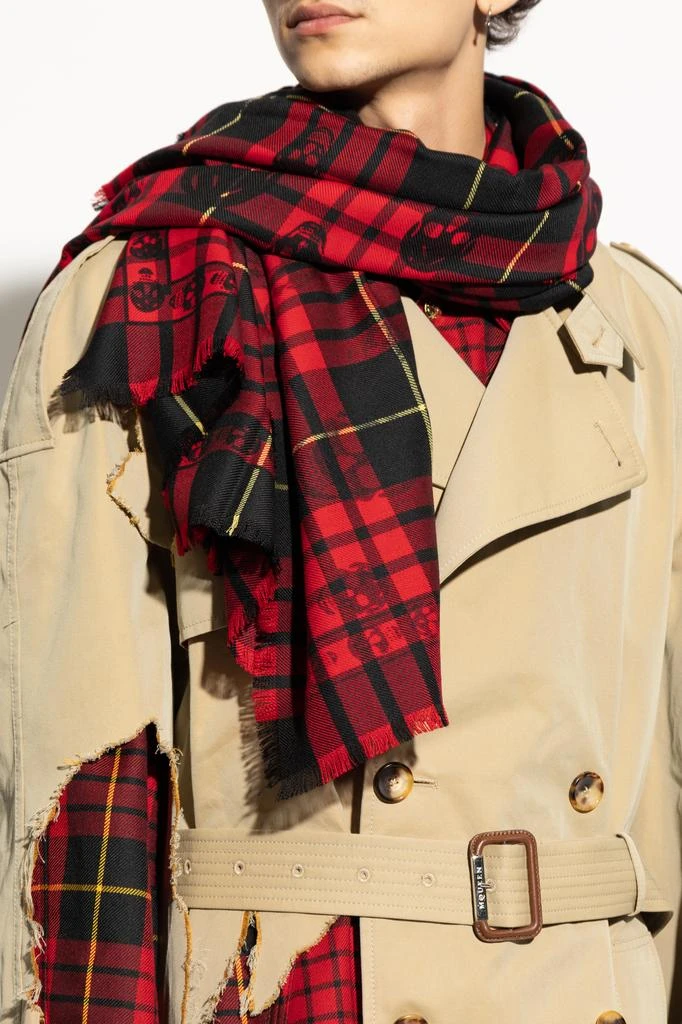 Alexander McQueen Woolen scarf 2