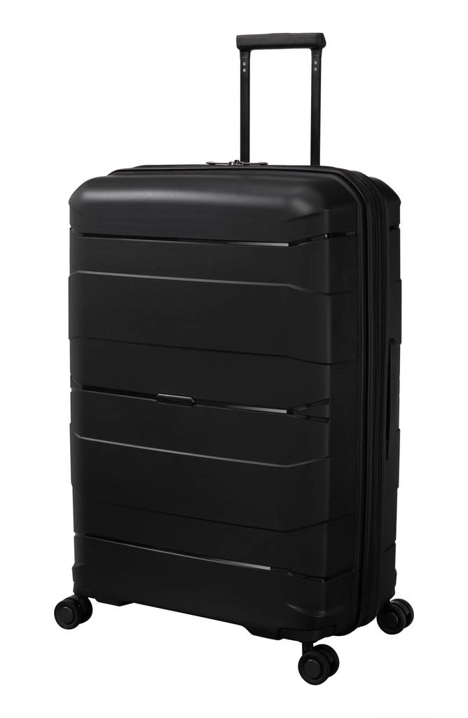 it luggage Momentous 31-Inch Hardside Spinner Luggage 1