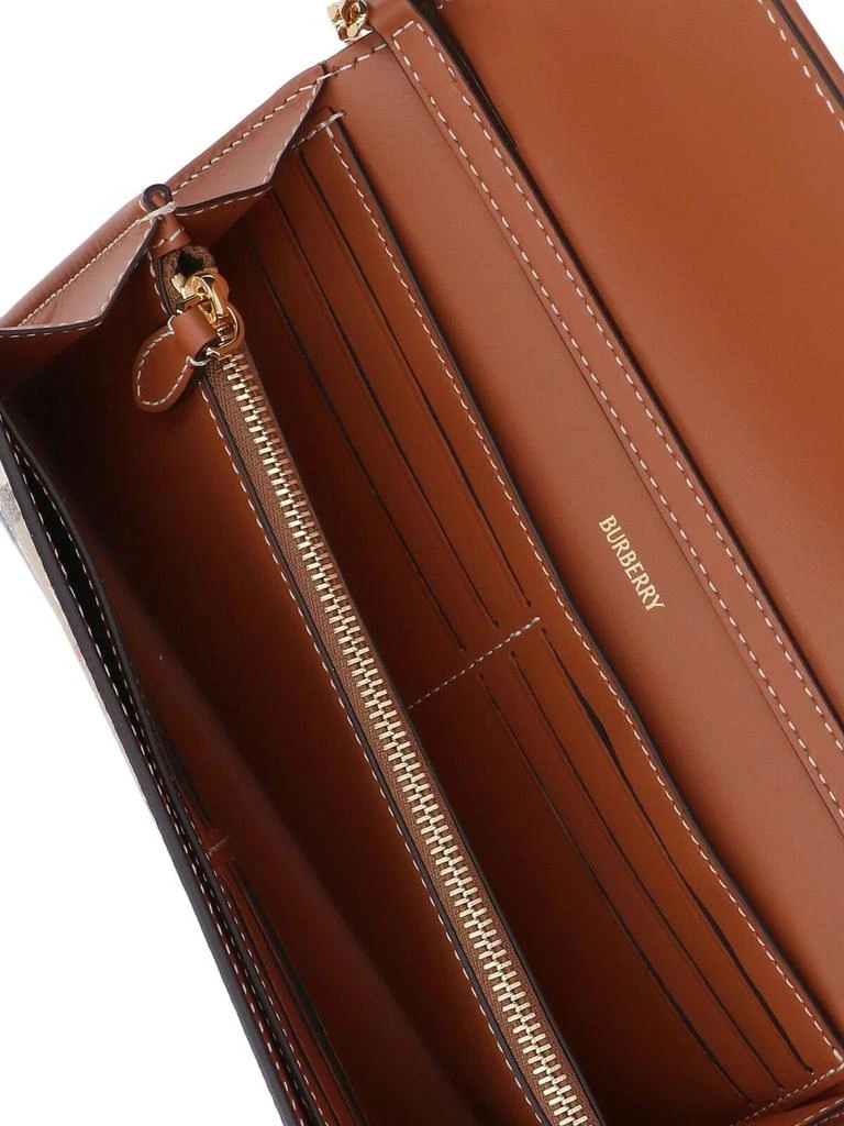 Burberry Burberry Checked Chain-Linked Shoulder Bag 5