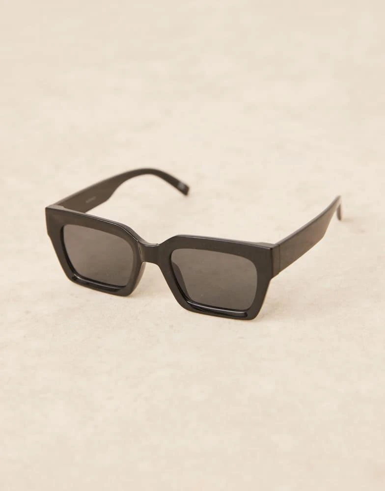 ASOS ASOS DESIGN bevel square sunglasses in black 2
