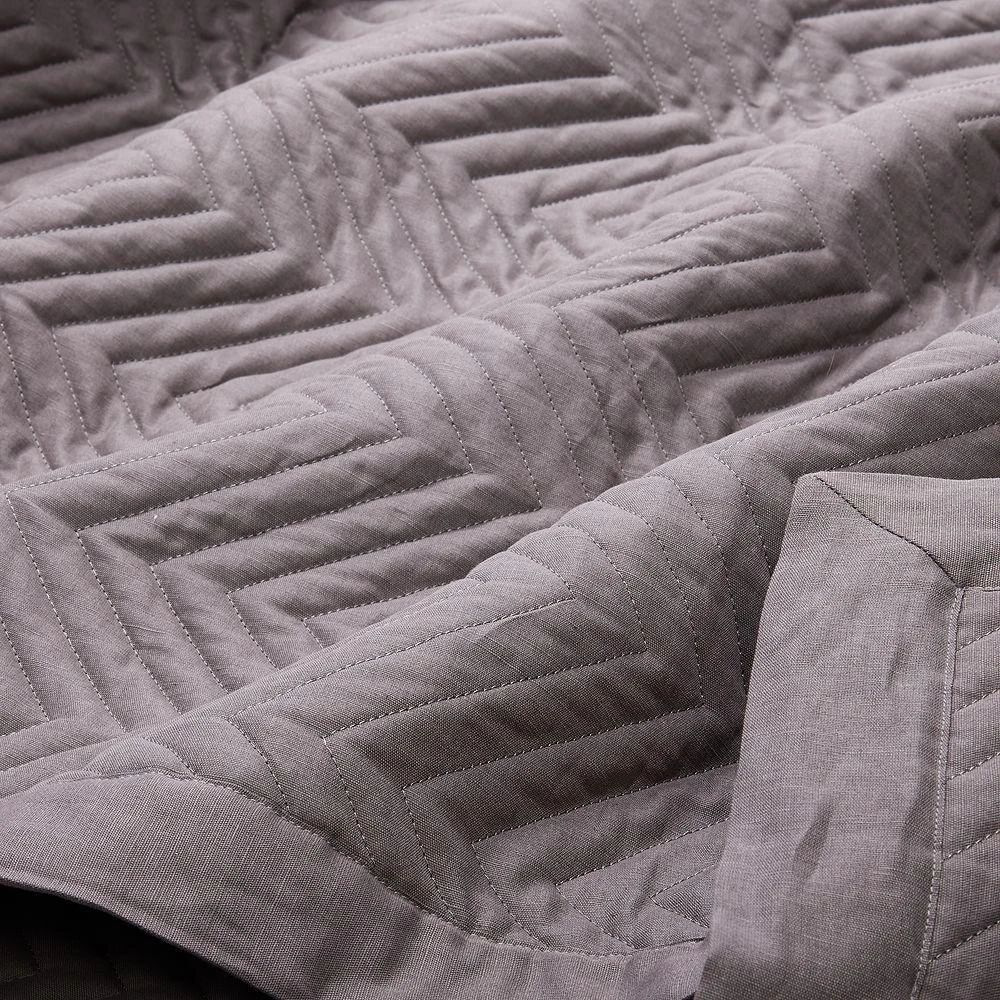 Frette Chevron Light Quilt, Queen - Exclusive 3