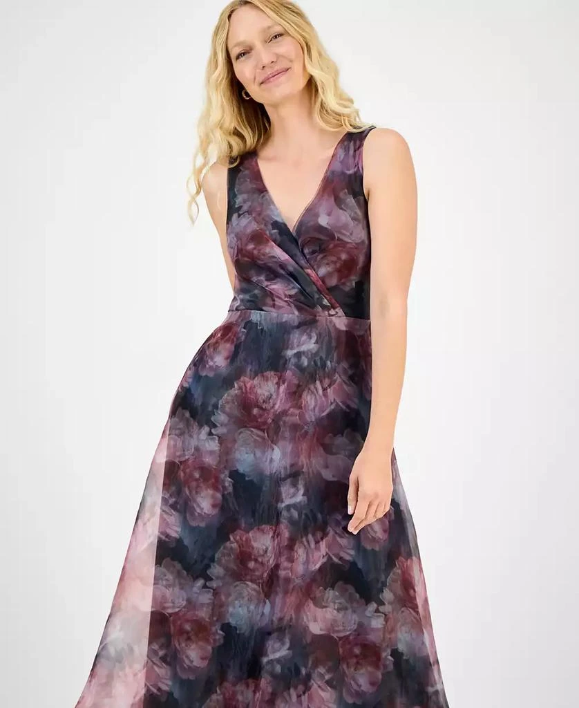 julia jordan Women's Printed V-Neck Sleeveless Gown 3