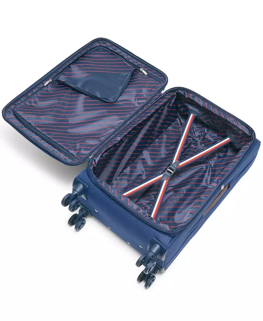 Tommy Hilfiger Logan 28" Softside Spinner 5