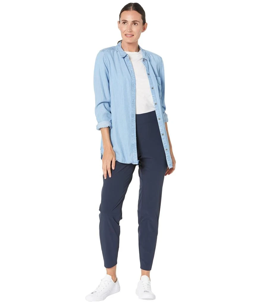 On Lightweight Pants 4