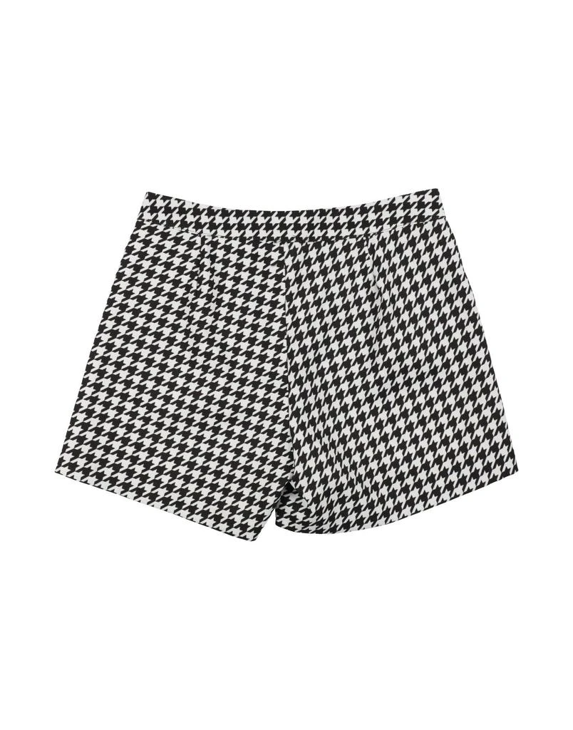 MARC ELLIS Shorts & Bermuda 2