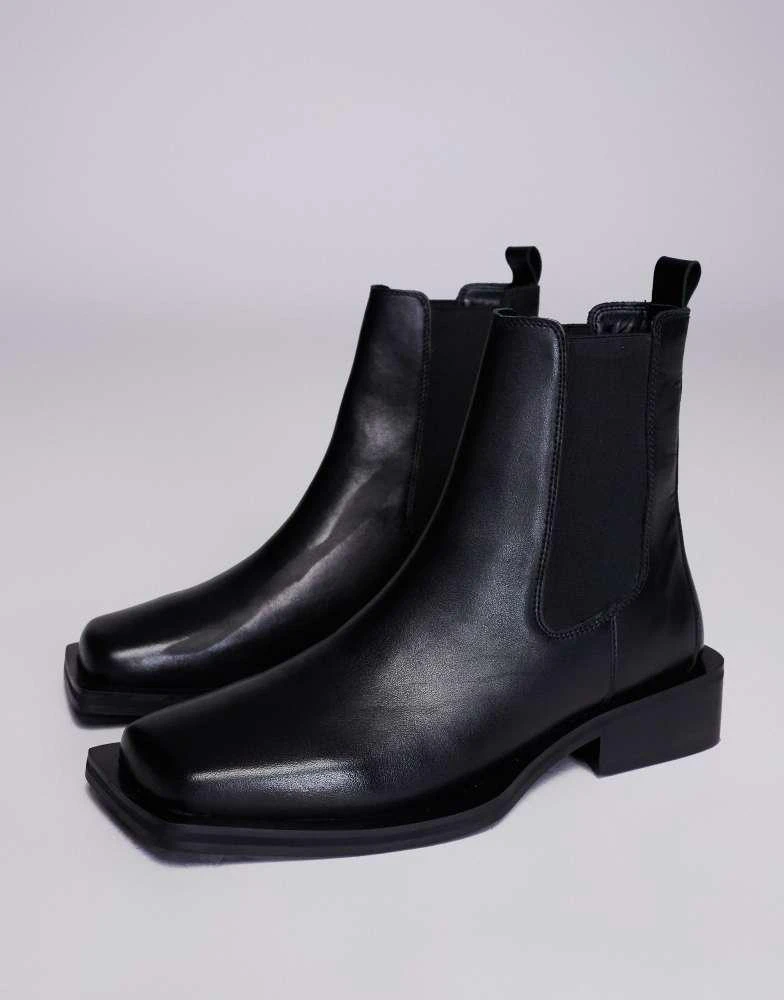 ASOS ASOS DESIGN heeled chelsea boots in black leather with square toe 2