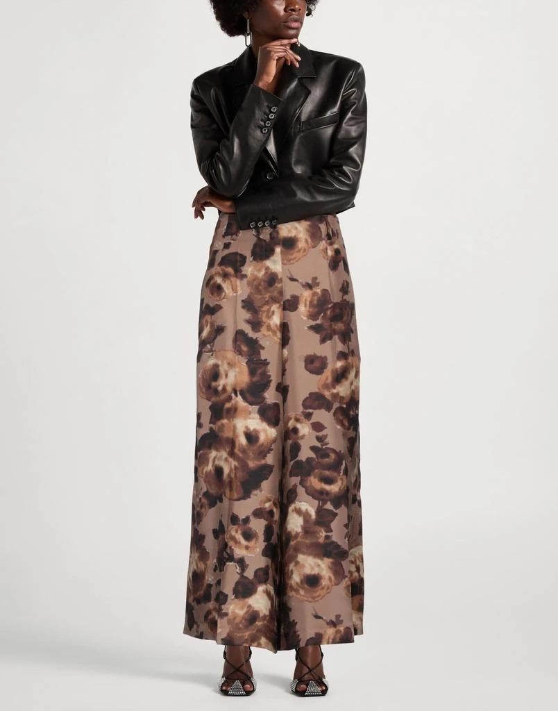 Alberto Biani Casual pants 2