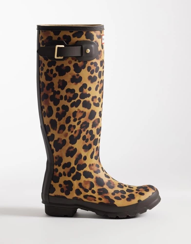 Hunter Hunter Original tall wellington boot in leopard print