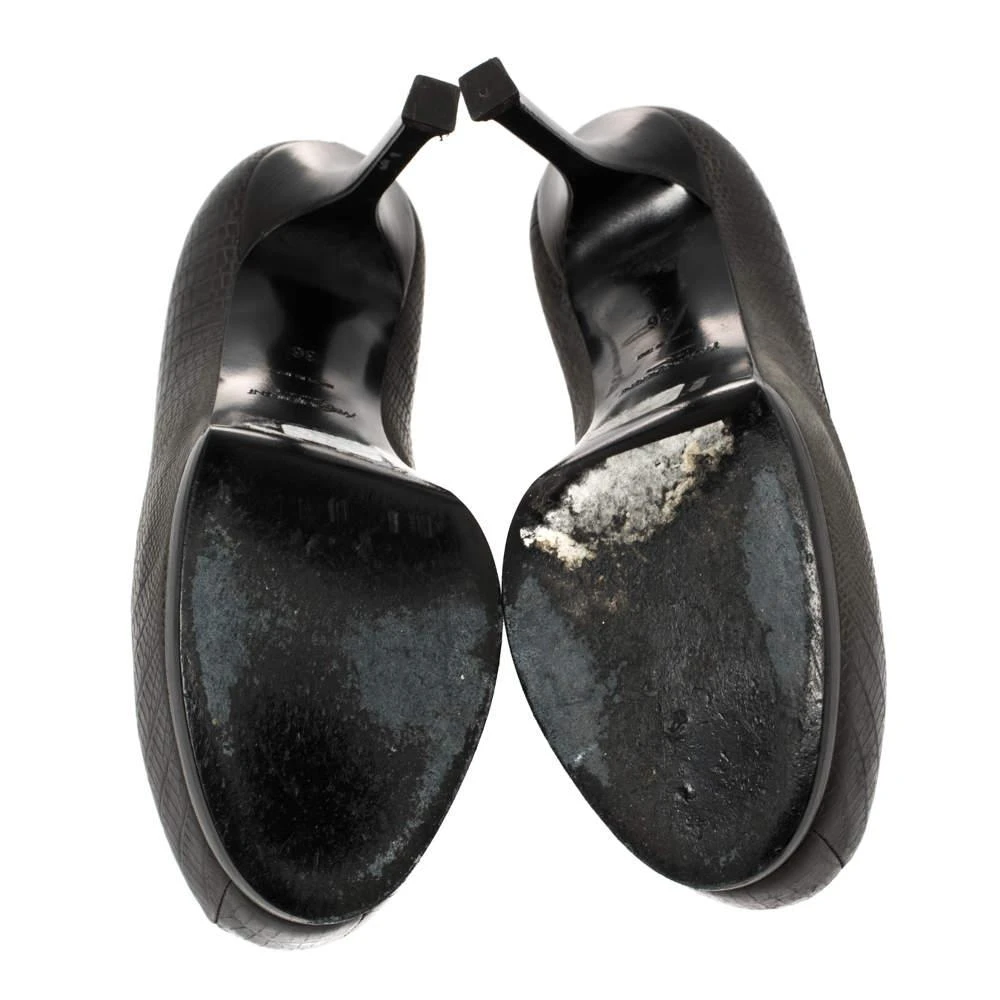 Yves Saint Laurent Saint Laurent Paris Black Lizard Embossed Leather Tribtoo Platform Pumps Size 36 6