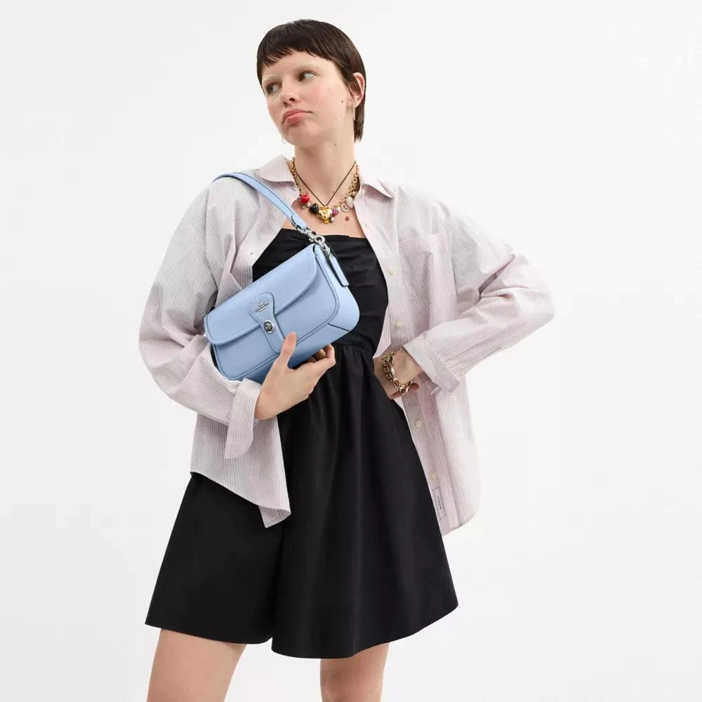 Coach Hadley Shoulder Bag 3
