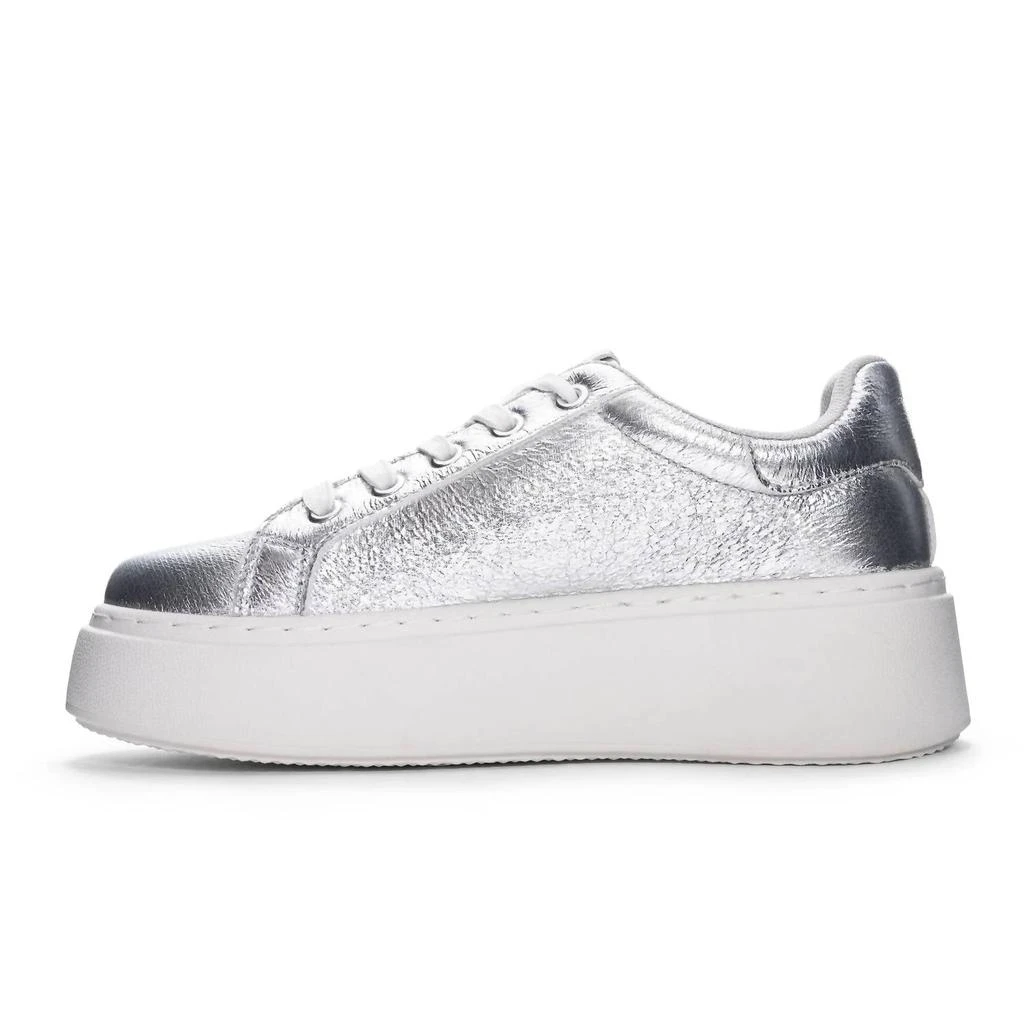 Dirty Laundry Women's Record Sneaker In Silver Metallic 2