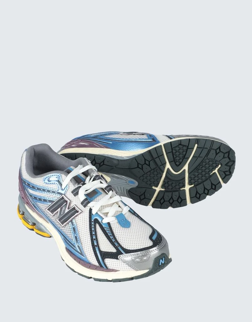 New Balance Sneakers 2