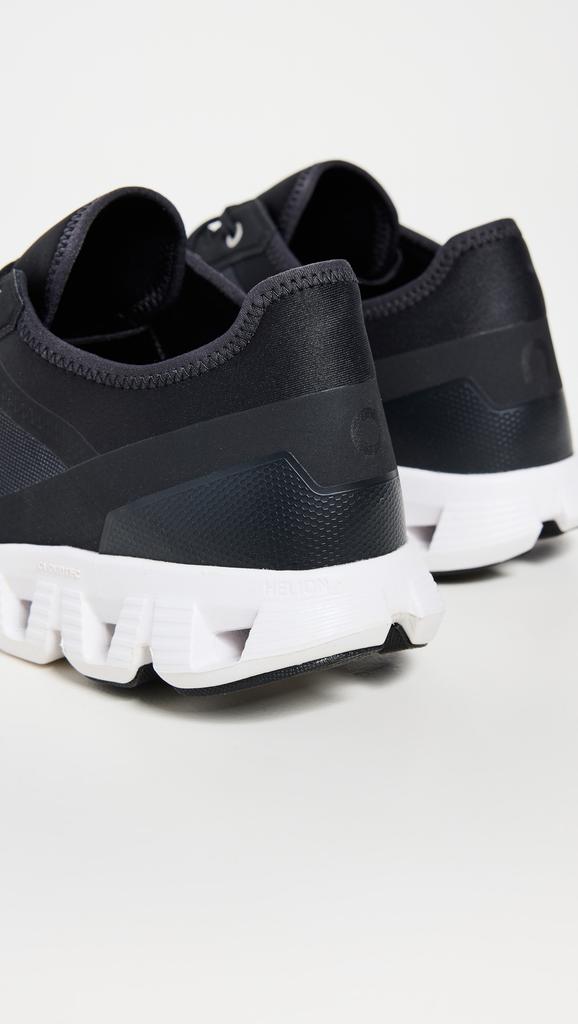 On Cloud X 3 AD Sneakers