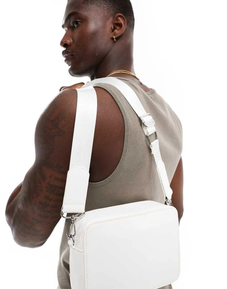 ASOS ASOS DESIGN large faux leather cross body camera bag in white 4