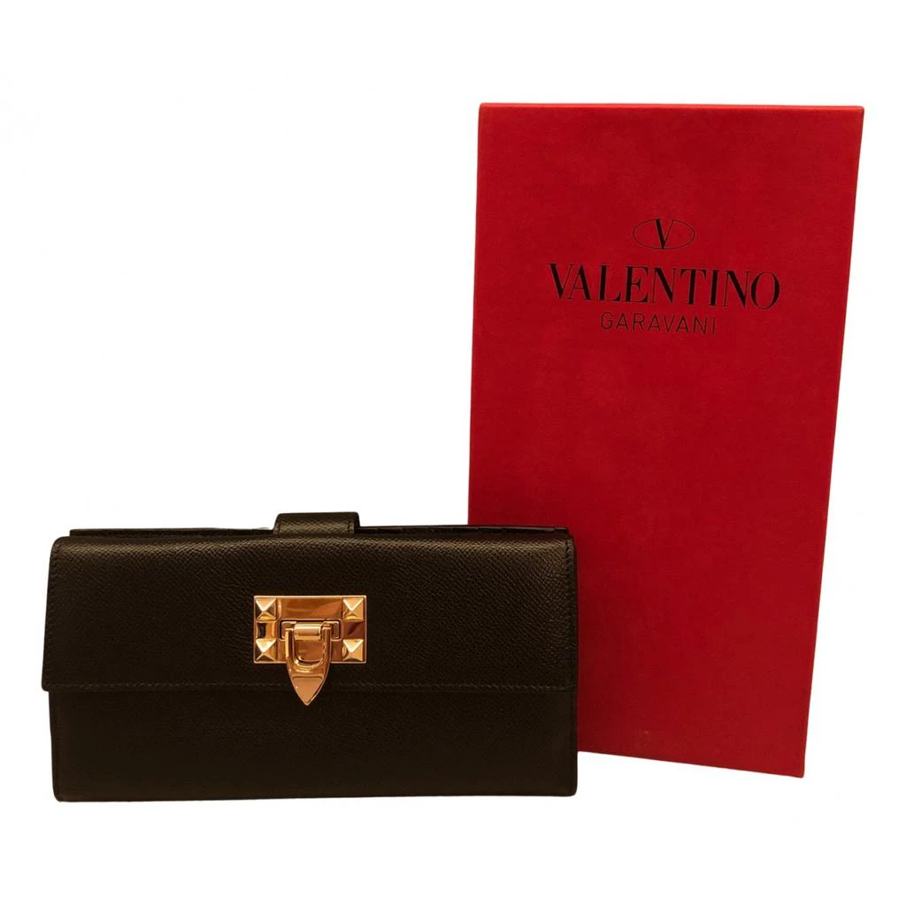 Valentino Valentino Garavani Rockstud leather wallet 1