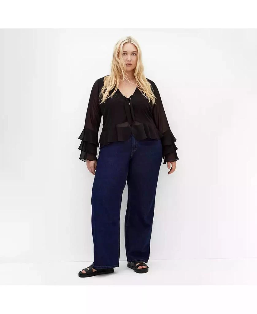 City Chic Women
s Plus Size Trixie Ruffle Top 2