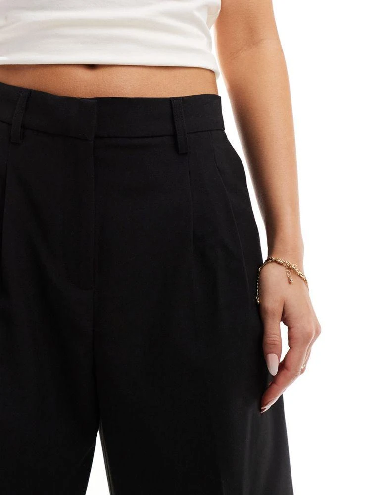 VERO MODA Vero Moda wide leg dad trousers in black 4
