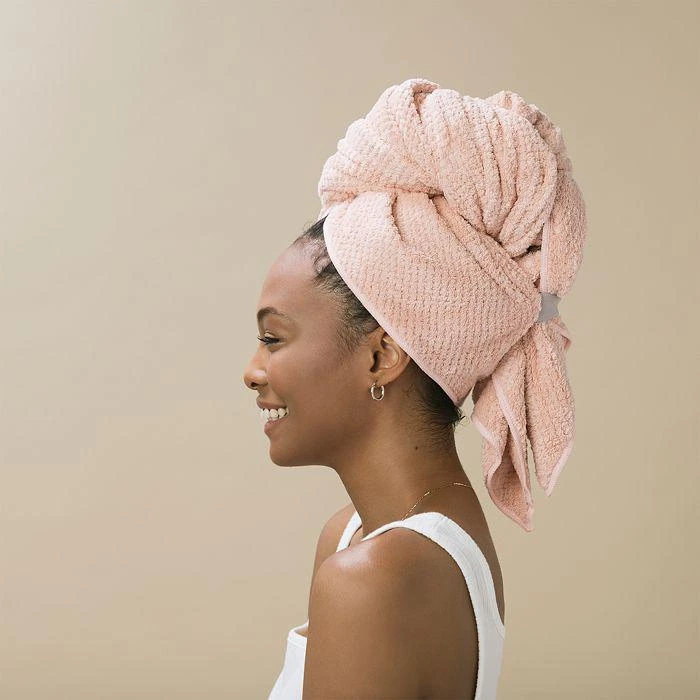 VOLO Beauty Hero Hair Towel 2