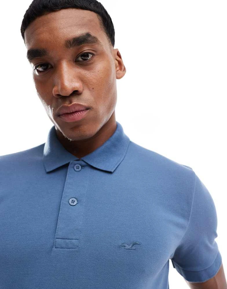 HOLLISTER Hollister icon logo pique polo in mid blue 3