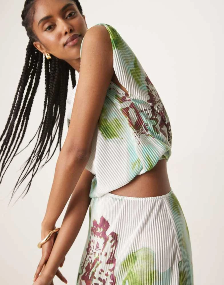ASOS ASOS DESIGN plisse cutout detail maxi dress in orchid print 2