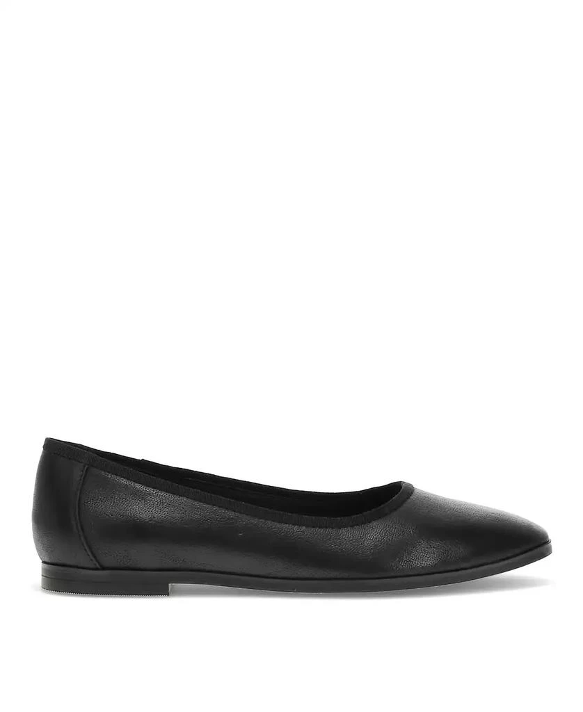 Baretraps Women's Tania Casual Flats 2