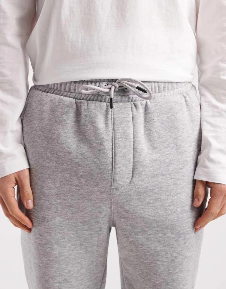 Jack 
Jones Jack 
Jones straight leg jogger in light grey 4