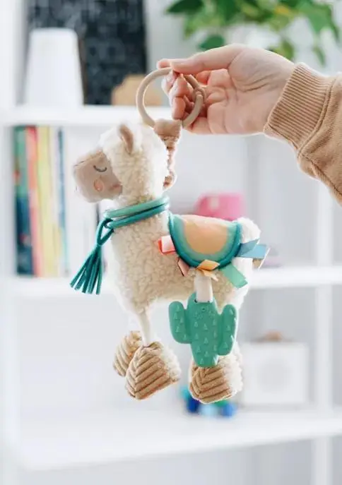 Itzy Ritzy Baby Llama Link & Love Teething Activity Toy 2