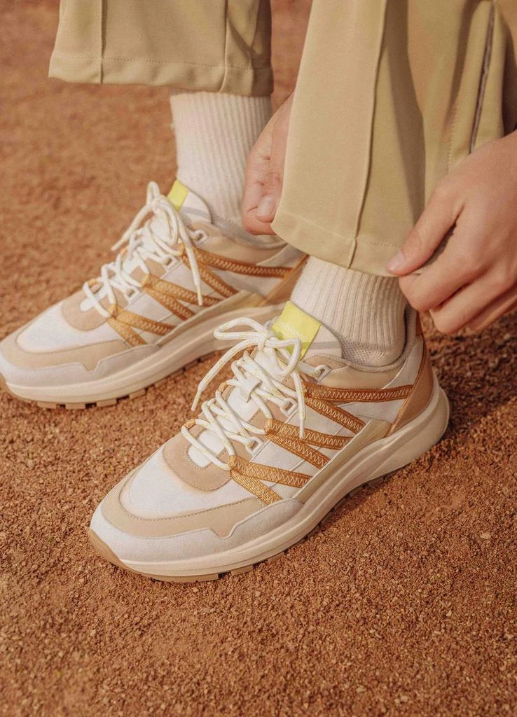 Bobbies Sneakers Appolo 7
