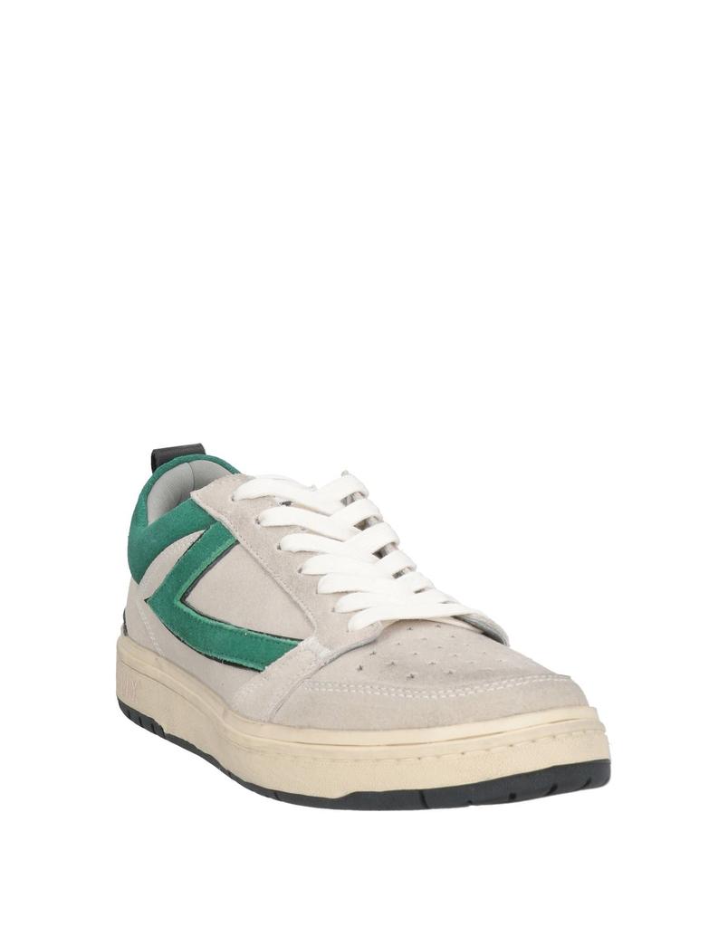 HTC Sneakers