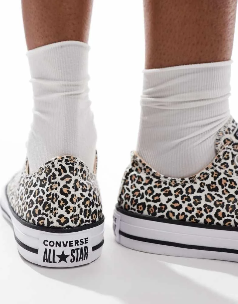 Converse Converse Chuck Taylor All Star Ox trainers in leopard print 4