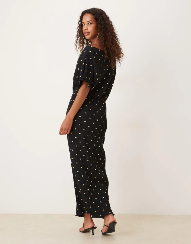 Shop Never Fully Dressed Tilly plisse off shoulder midaxi dress in black  and gold spot on Sale at BeyondStyle  Get 50% Off Never Fully Dressed  Tilly plisse off shoulder midaxi dress
